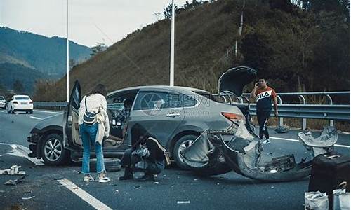 华为汽车事故案例_华为,汽车,解决方案